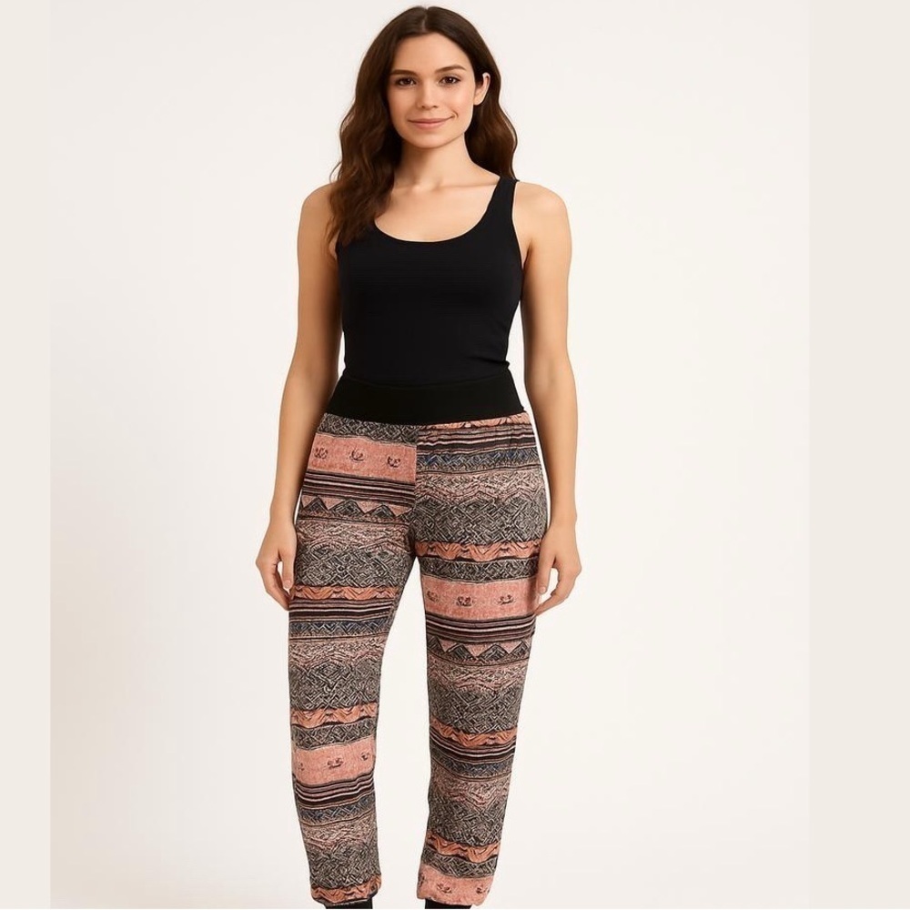 🛍Bundle sale🛍Bongo pants Aztec pink and black sweats NWOT
